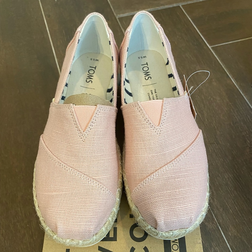 TOMS espadrilles